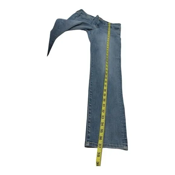 American Eagle Outfitters Size 8 Short Skinny  Light Wash Jeans - Picture 6 of 6